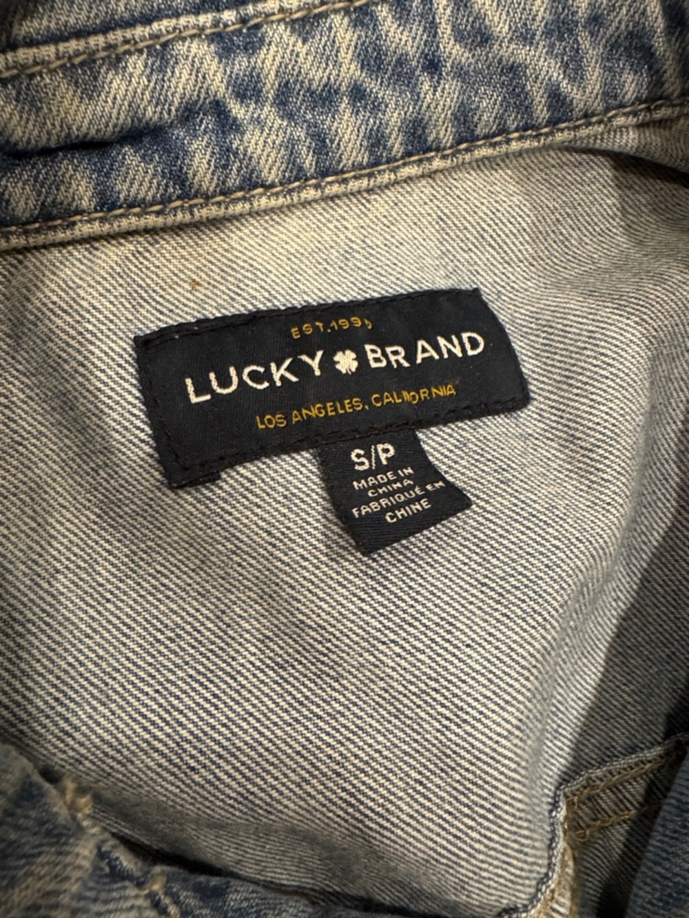Lucky Brand Denim Jacket Women S Petite Distressed Light Wash Trucker - Picture 4 of 4